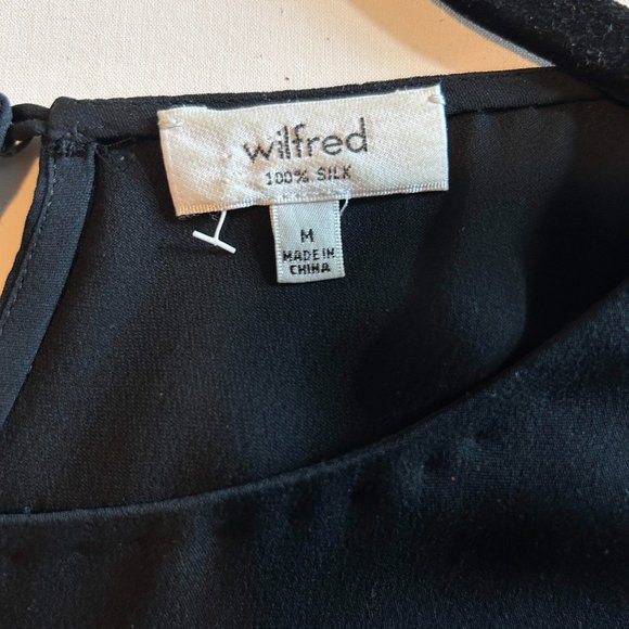 Aritzia Wilfred 100% Silk Cypres Short Sleeve Keyhole Back Top in Black, Sz M. - Picture 4 of 7